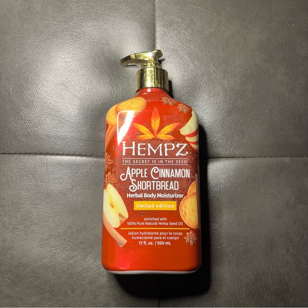 HEMPZ Apple Cinnamon Shortbread Body Moisturizer